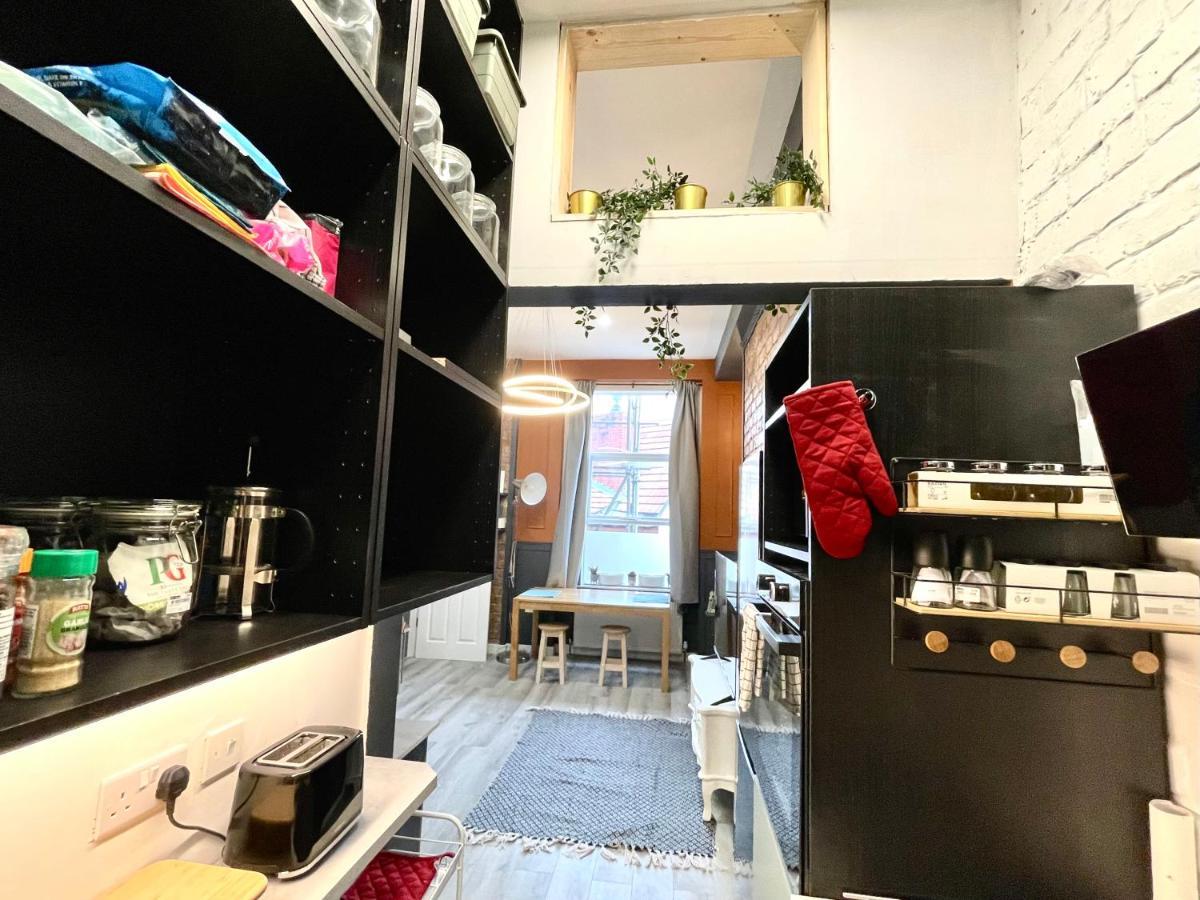 Adeamstays Provides Beautiful Centrally Located 1 And 2 Bed Apartments On Liverpools Boulevard Bagian luar foto